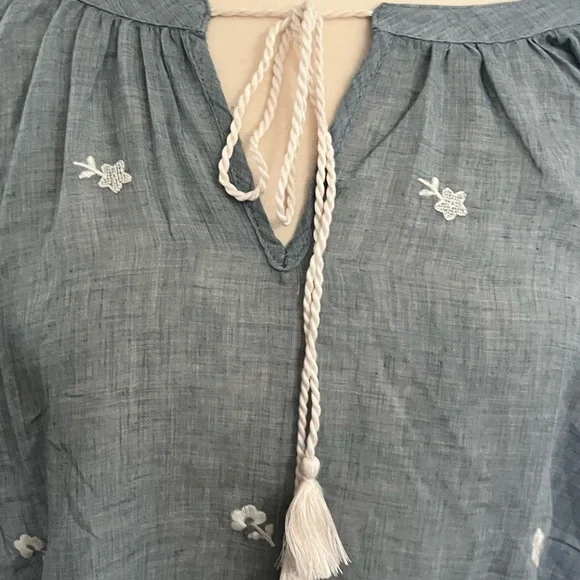 NWT Cotton Bleu Embroidered peasant gauze chambray tunic - Picture 3 of 10